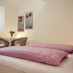 招待所 Gaestehaus Am Uferperle