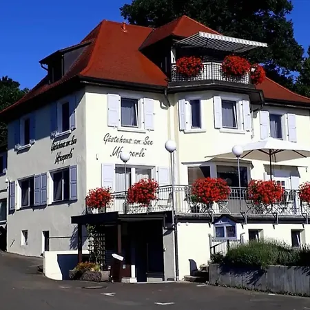 Gasthuis Gaestehaus Am Uferperle