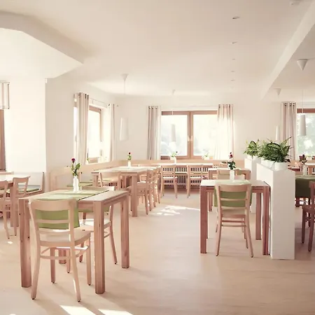 Gaestehaus Am Uferperle 招待所