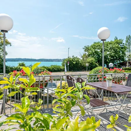 Gaestehaus Am Uferperle 3*