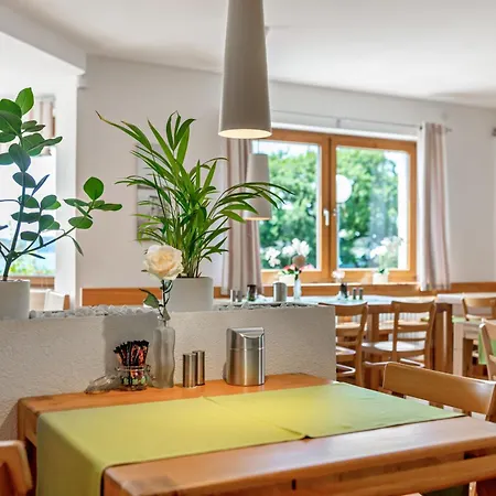 Gæstehus Gaestehaus Am Uferperle 3*